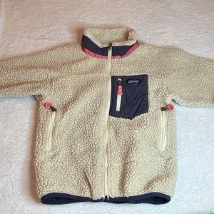 Patagonia kids  fleece size 7-8
